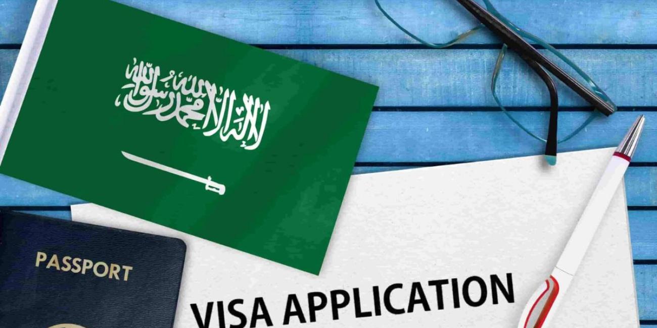 Saudi Arabia Stops Work and Travel Visas for 14 Countries Until June 2025
