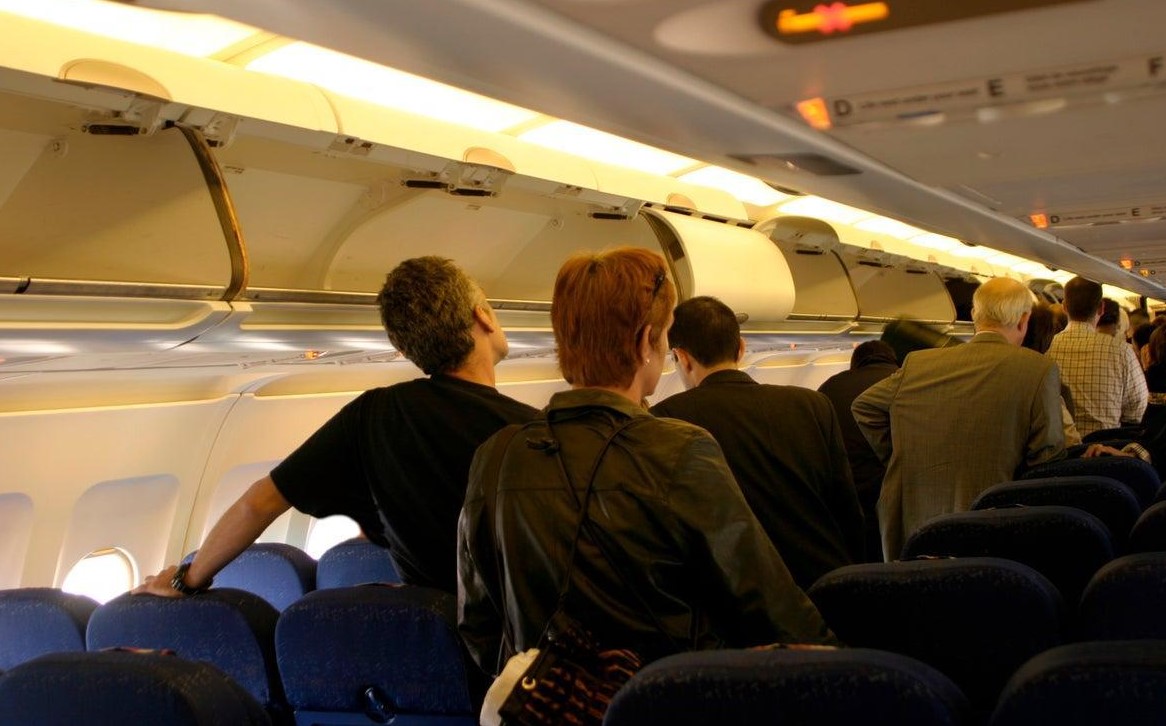 Turkey Fines Passengers Up to $70 for Standing Before Plane Stops to Boost Safety and Order