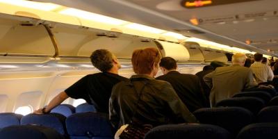 Turkey Fines Passengers Up to $70 for Standing Before Plane Stops to Boost Safety and Order