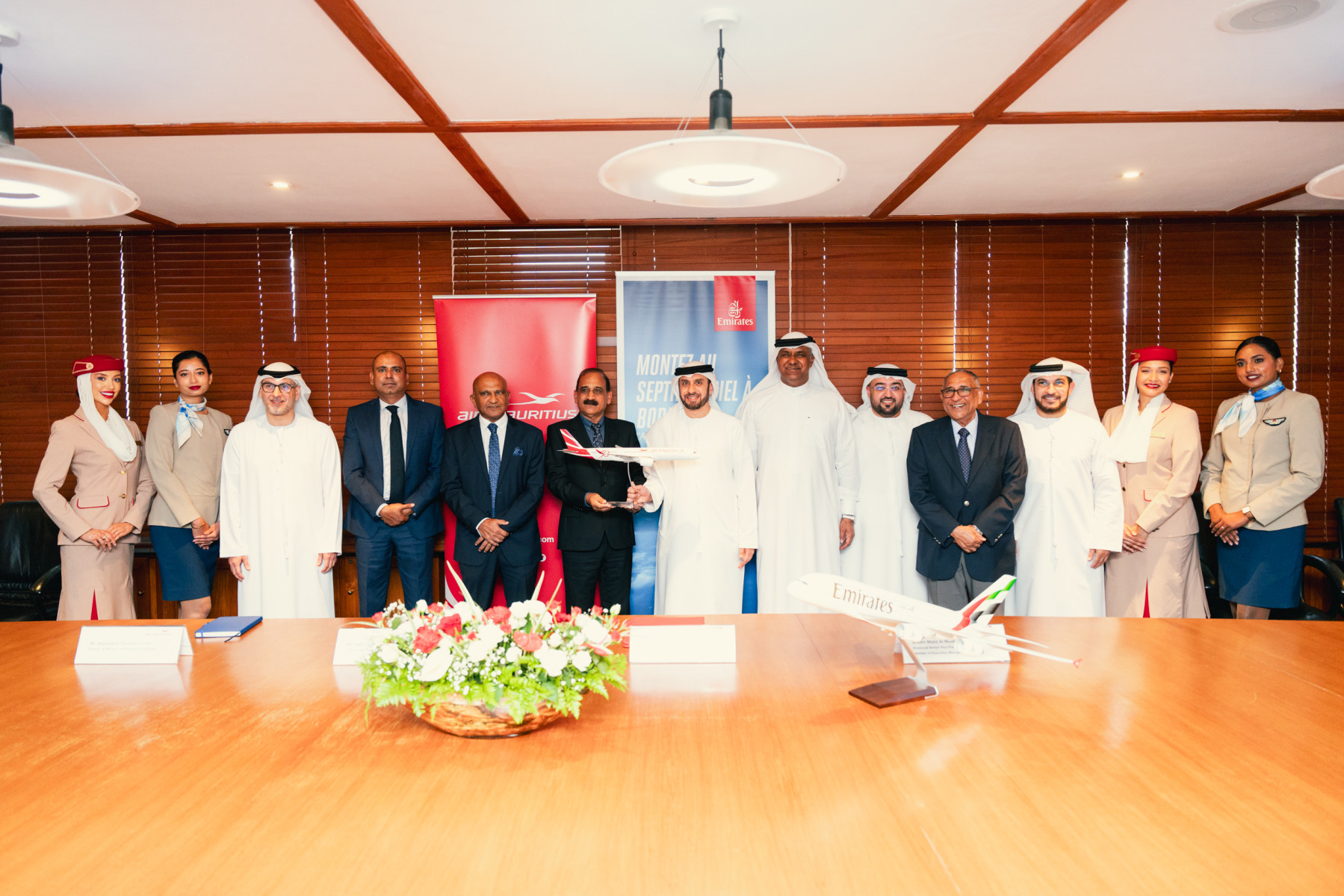 Emirates and Air Mauritius Renew Strategic Partnership to Expand Codeshare Flights and Enhance Collaboration