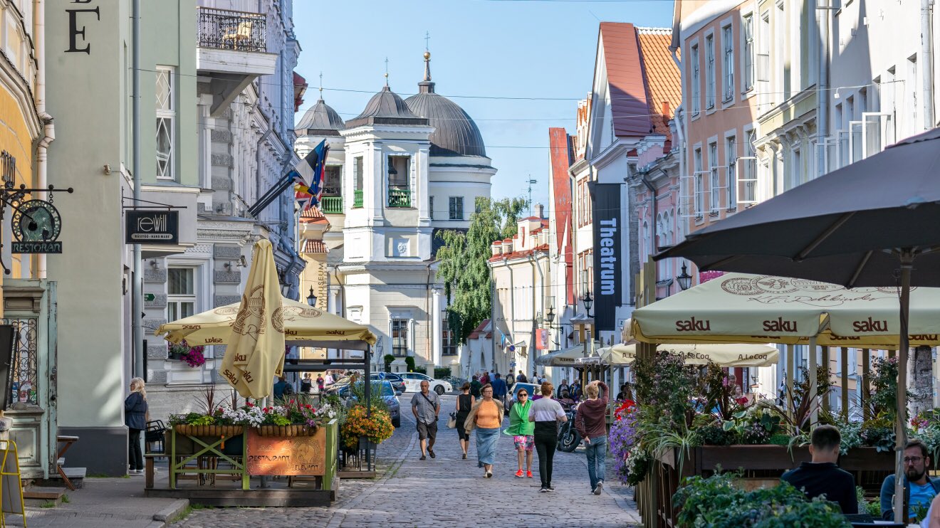 Top 10 Cleanest Countries in the World 2025