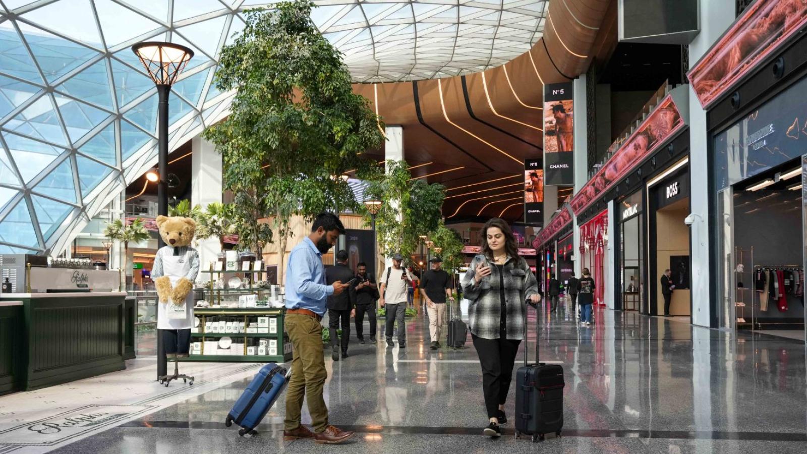 HIA Introduces E-Gate Access for Children to Streamline Family Travel