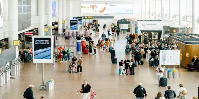 Top Credit Cards for Travelers in 2025